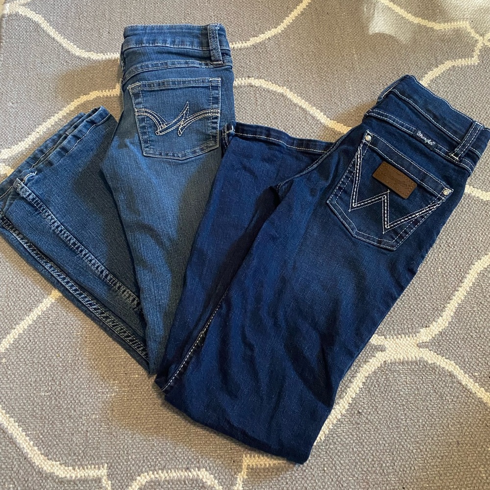 Little girls wrangler jeans set of two